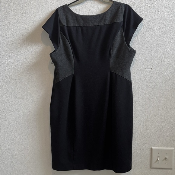 6th & LN Lane Bryant Colorblocked Pencil Dress - Picture 6 of 8